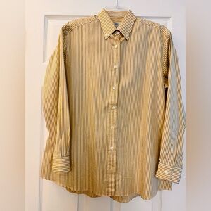CUSTOM-MADE long sleeve collared button down shirt. Size L.